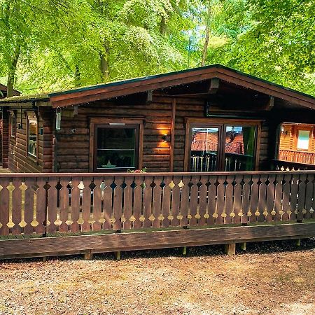 Leafy Hollow Lodge Louth  Esterno foto