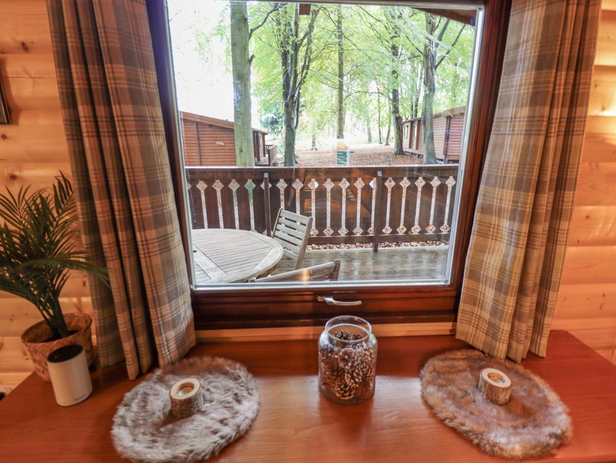 Leafy Hollow Lodge Louth  Esterno foto