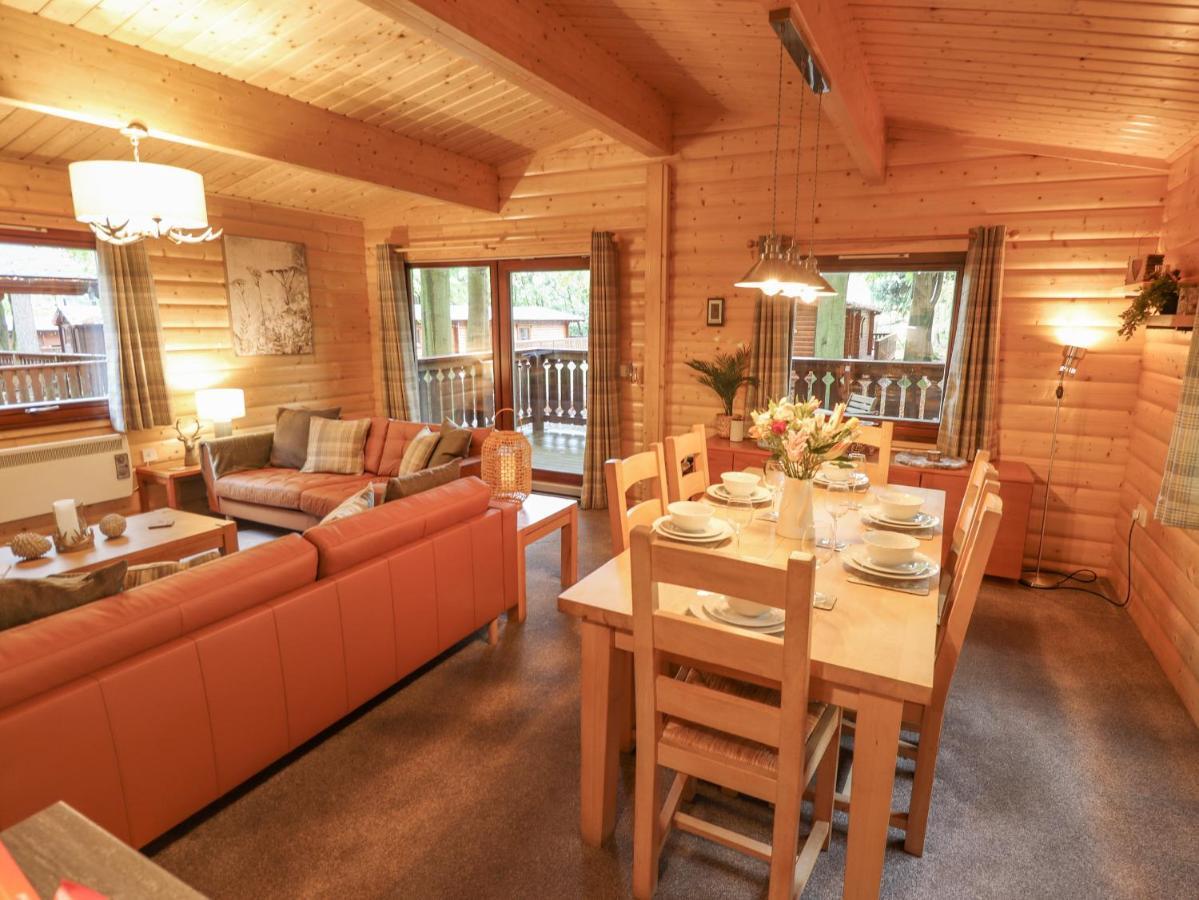 Leafy Hollow Lodge Louth  Esterno foto