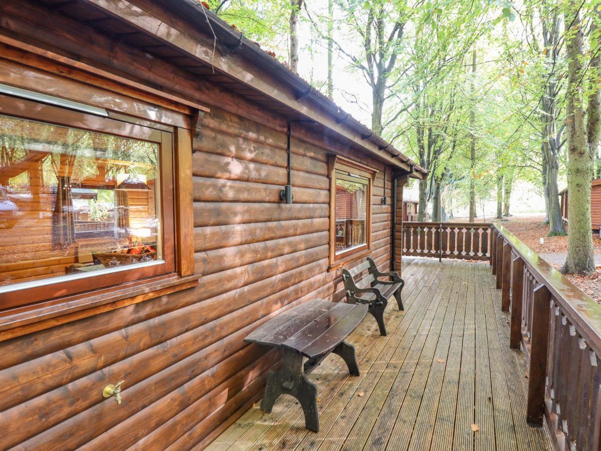 Leafy Hollow Lodge Louth  Esterno foto