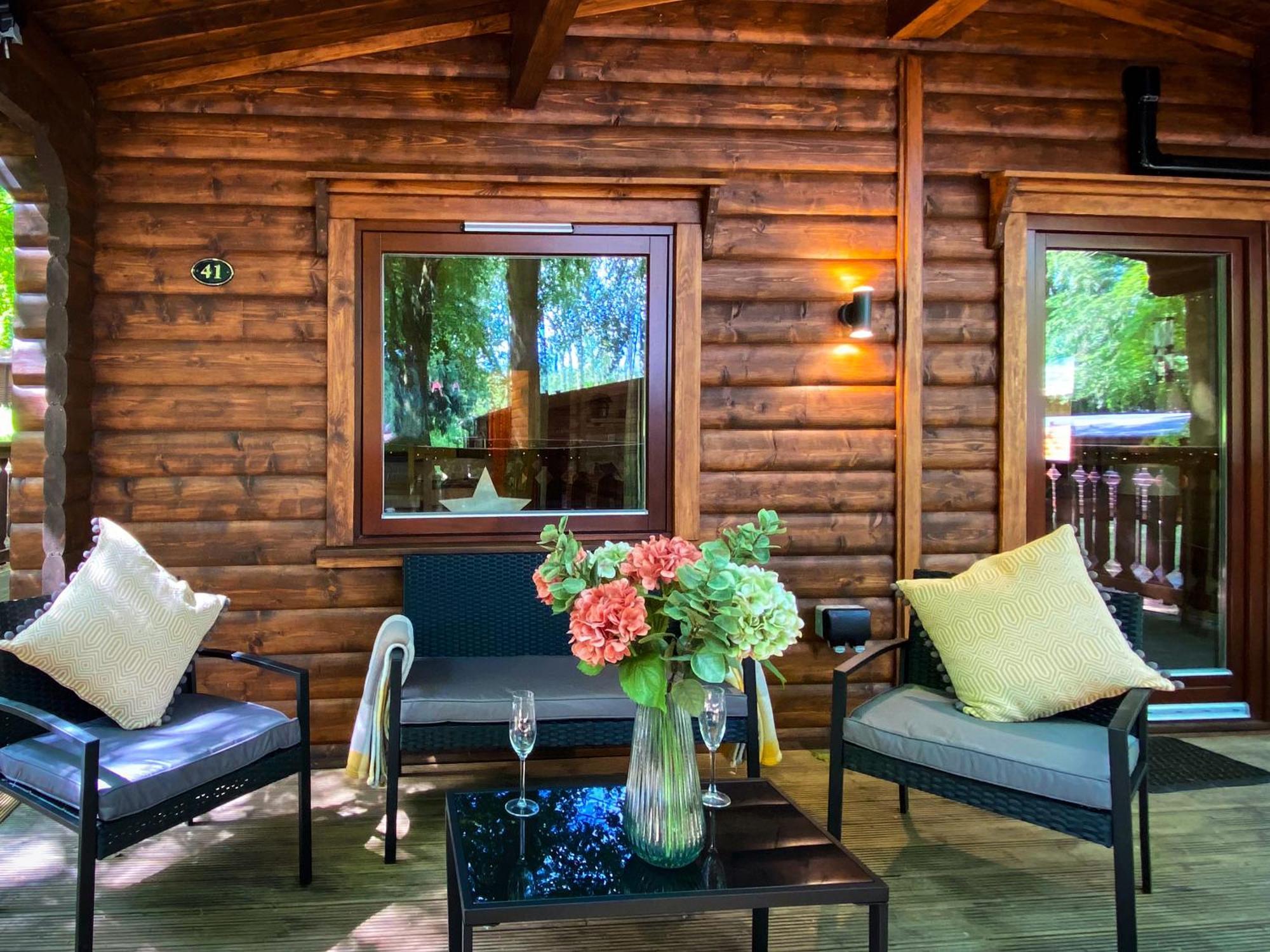 Leafy Hollow Lodge Louth  Esterno foto